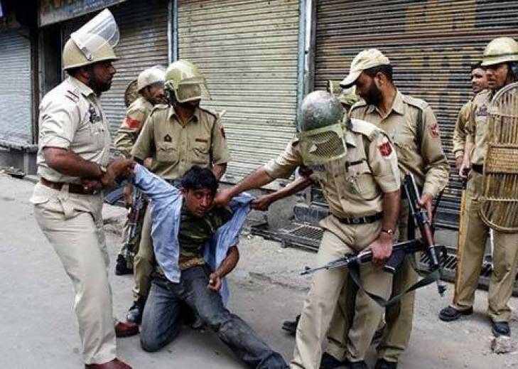 Indian forces’ harassment is pushing young, educated Kashmiris like me towards militancy