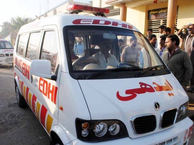 Three dead bodies found from saloon in Karachi