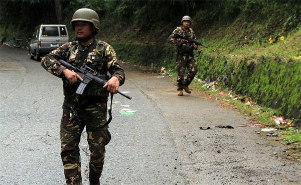 Five dead as militants attack Philippine tourist island: army
