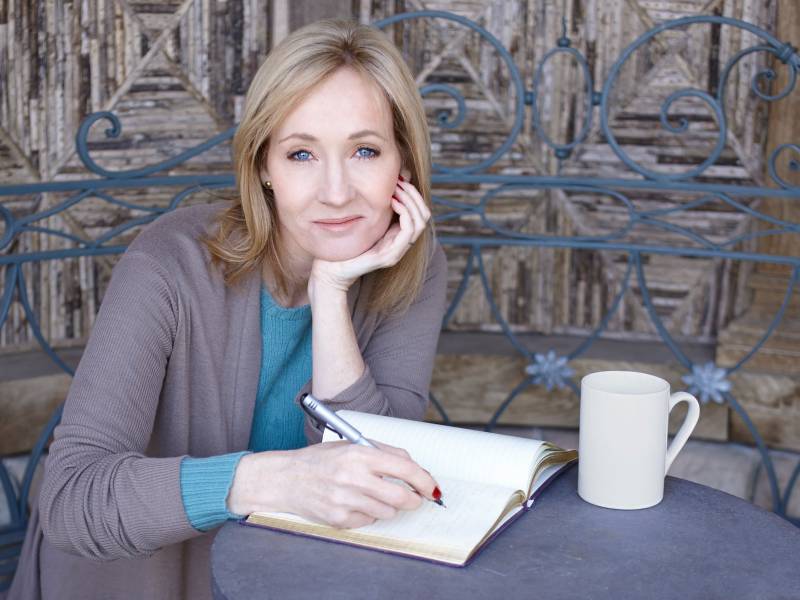 JK Rowling says she will always be sorry for killing off this iconic 'Harry Potter' character