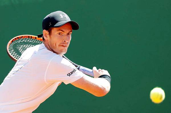 Djokovic and Murray try to regain their confidence in Madrid