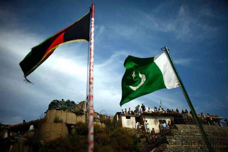 Khurram Dastaghir invites Afghan Counterpart to visit Pakistan