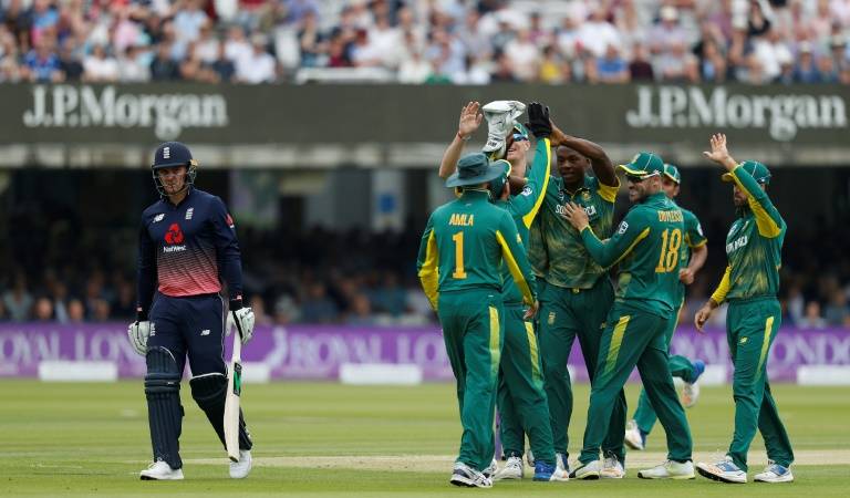 South Africa beat England in 3rd ODI
