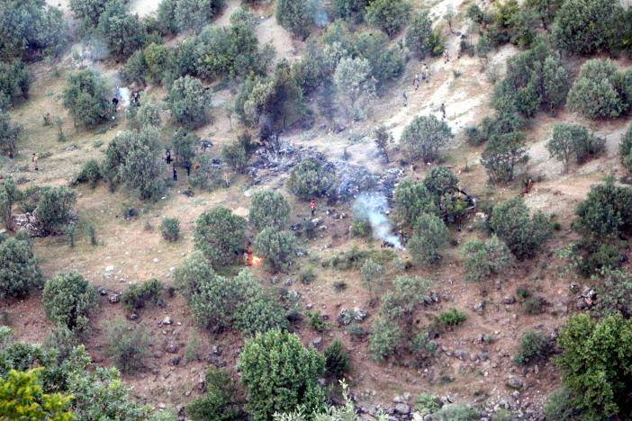 Thirteen Turkish soldiers killed in military helicopter crash