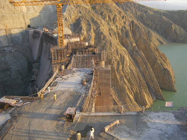 China offers to make Diamer-Bhasha Dam project part of CPEC