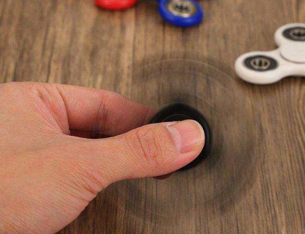 How fidget spinners became the biggest hit of 2017?