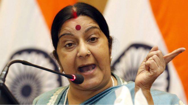 Sushma Swaraj says Pakistani patients will get Indian visas on Sartaj’s recommendation