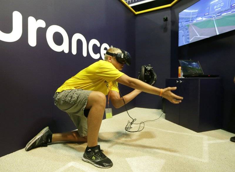 Take me out to the screen: Virtual reality baseball a hit