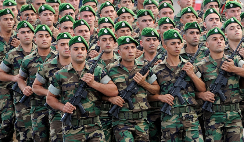 Lebanese army kills Islamic State-linked militant: sources