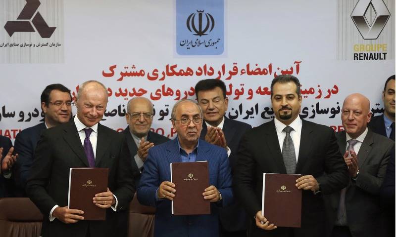 Iran signs its biggest-ever car deal with France's Renault
