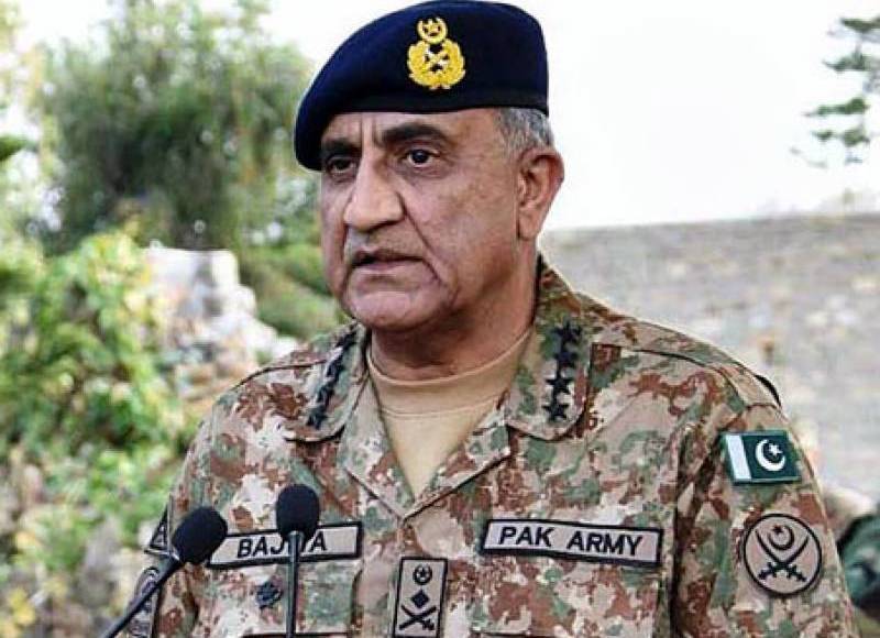 General Bajwa offers funeral prayers of Pishin Stop attack victims in Quetta