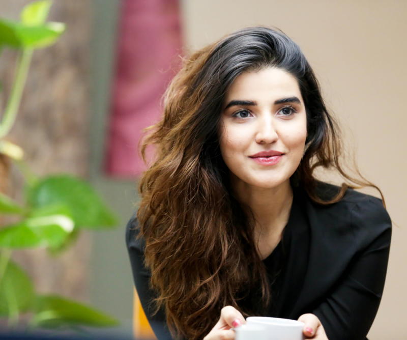 Hareem Farooq shuts down cyber bullies pointing out their ‘hypocrisy’ 