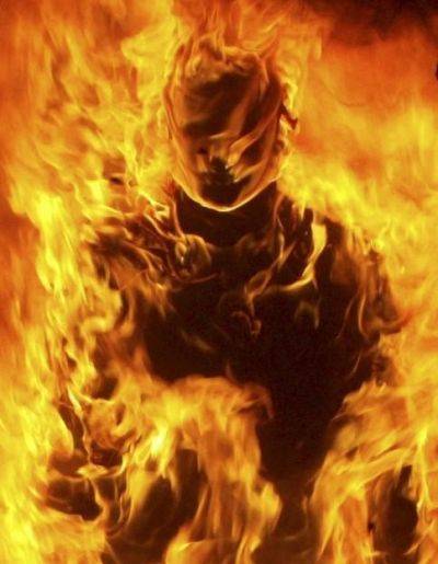 Man sets himself ablaze in protest against police for setting free rape suspects