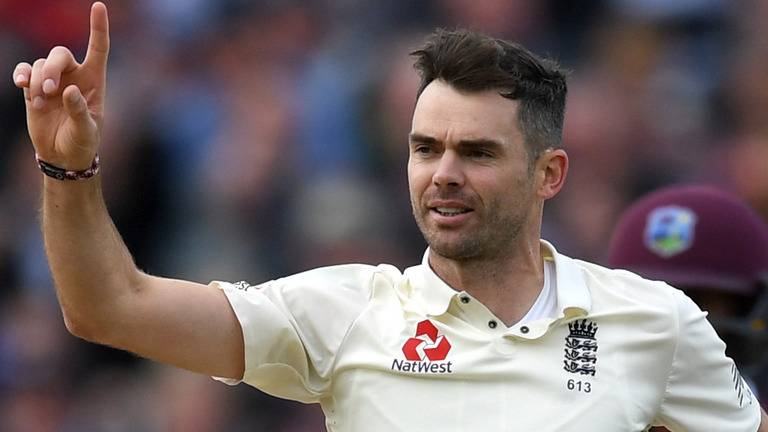 England's Anderson on top of Test rankings