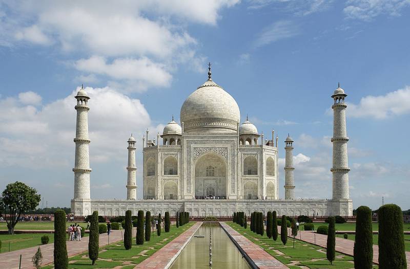 Taj Mahal removed from tourism booklet by Uttar Pardesh govt