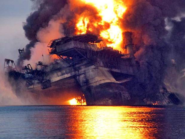Oil rig explosion in Louisiana injures several: media