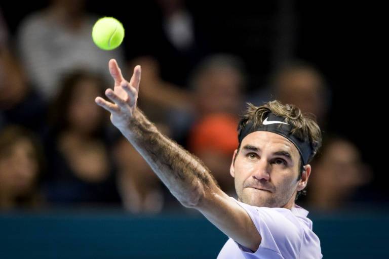 Federer survives to reach 14th Basel semi-final