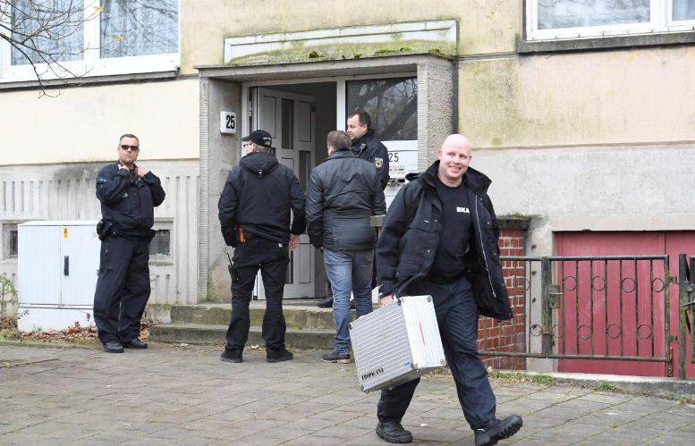 German police arrest Syrian suspected of planning bomb attack