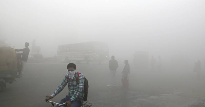 Delhi smog shortening lives, say doctors as hospitals fill up