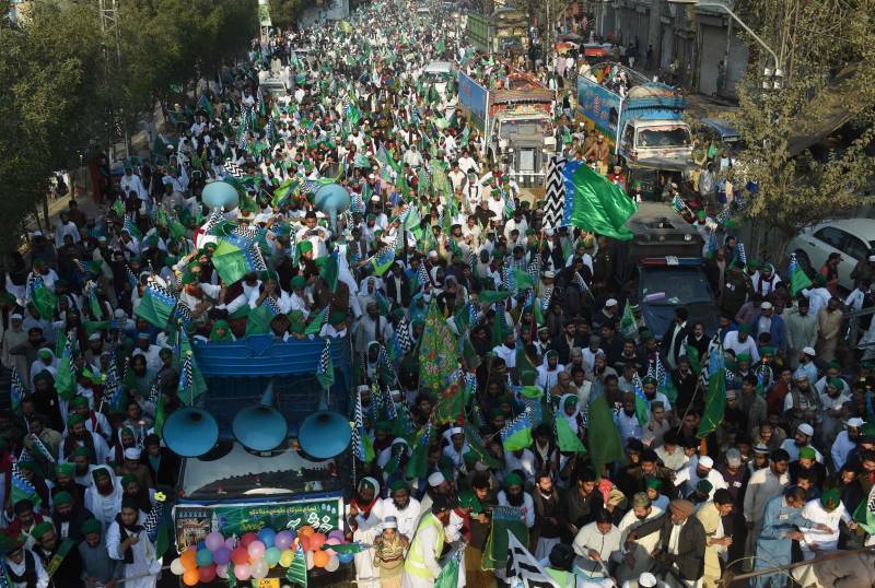 In Pictures: Eid Milad-un-Nabi celebrated across Pakistan 
