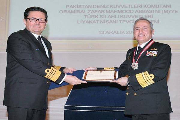 Naval chief awarded Turkish Legion of Merit