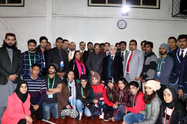 Pak embassy in China holds reception for youth delegation
