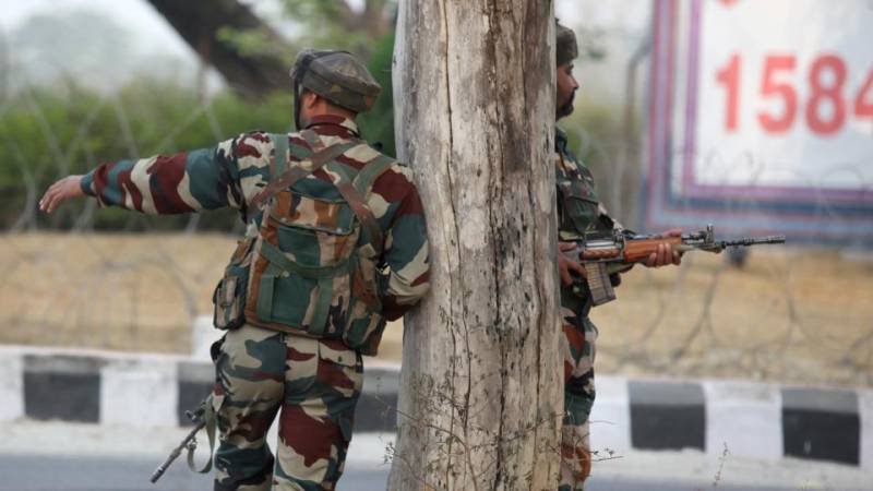 India to buy over 160,000 guns worth $553 million for border troops