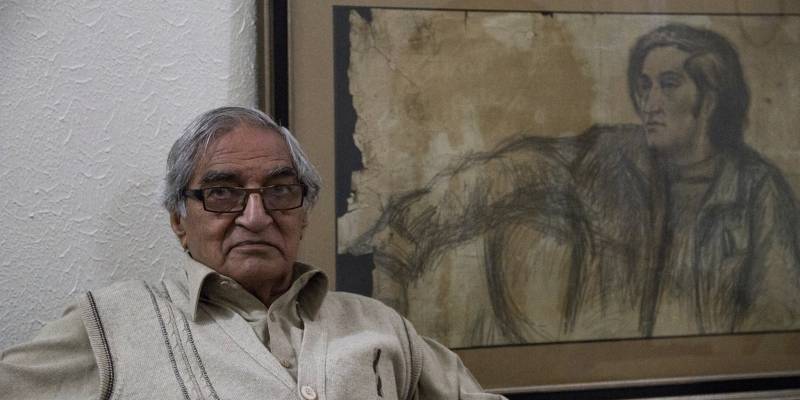 Renowned writer Munnu Bhai laid to rest