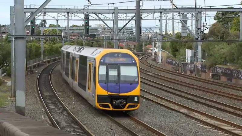 Sydney train passengers injured in crash