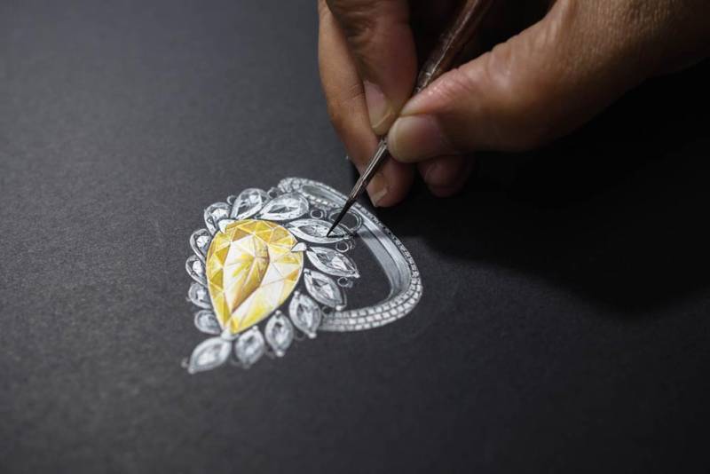 India's jeweler to Hollywood stars, now accused of massive bank fraud