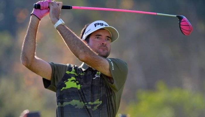 Bubba back in business with one-shot lead in LA