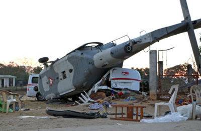 Mexico helicopter crash kills 13 on ground in wake of earthquake