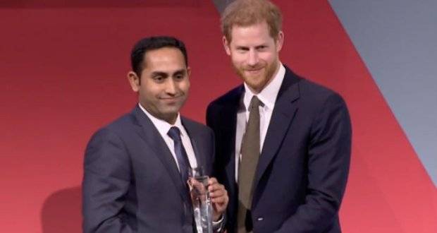 Pakistani-Australian engineer receives Commonwealth Young Person of the Year award