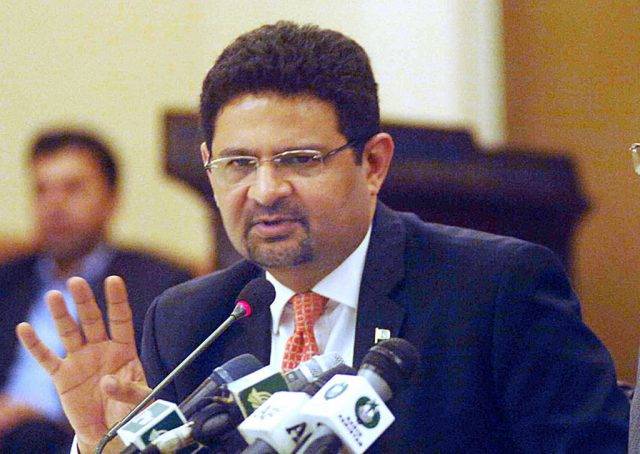 Opposition's demand for presenting budget for only 3 months not workable: Miftah