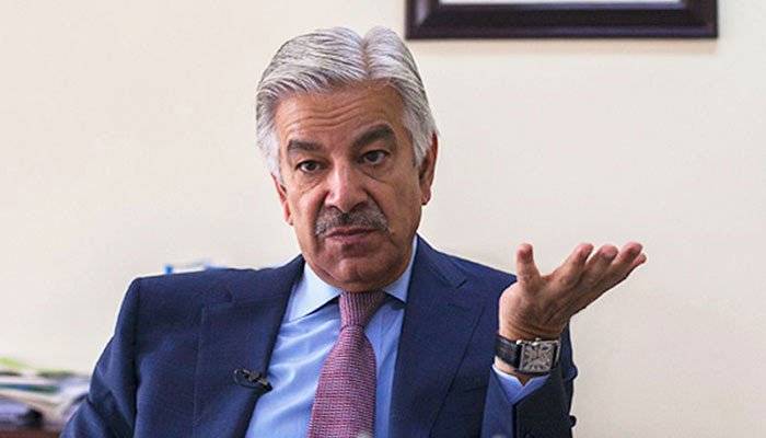 Khawaja Asif challenges disqualification by IHC in SC