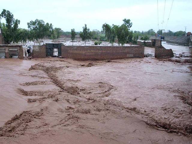 As climate risks grow, AJK boosts emergency plans