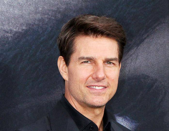 Tom Cruise makes 5-mile skydive in 'Mission: Impossible' stunt