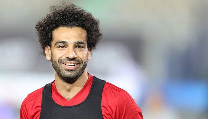 Mohamed Salah shrugs off injury to join Egypt training