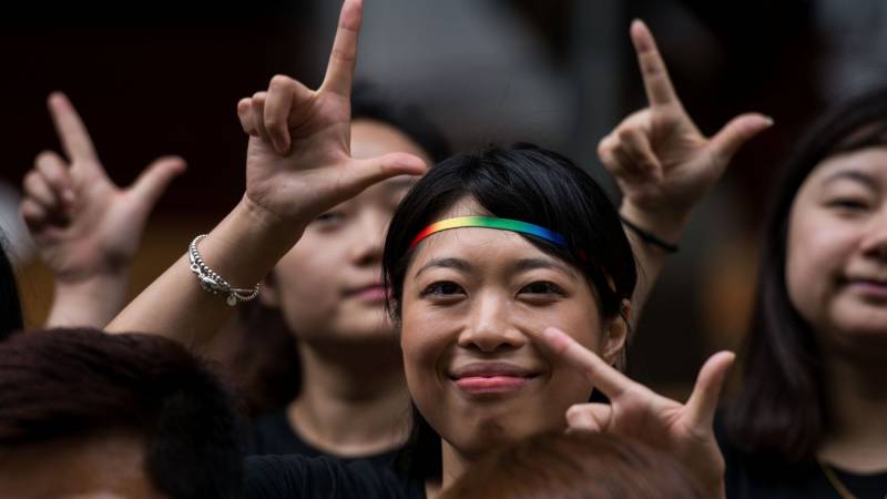 China's transgenders 'step forward' from the shadows