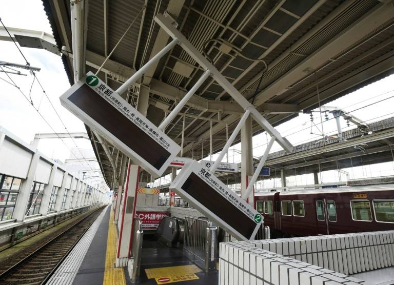 Two dead as strong quake shakes Japan's Osaka