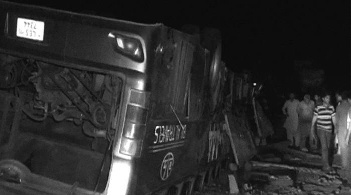 Two dead, 20 injured in Multan bus accident 