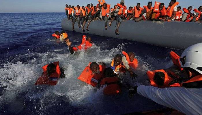 Libyan coastguard picks up almost 1,000 migrants in one day