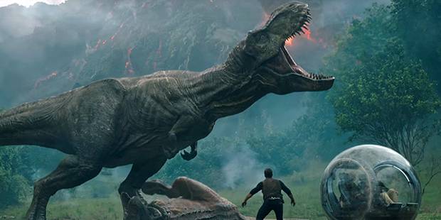 'Jurassic' dinos shake earth, boost North American box office
