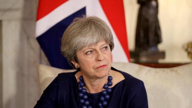 British PM facing potential pincer movement on Brexit