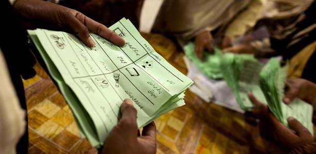 Rights group warns of 'blatant' bid to manipulate Pakistan vote