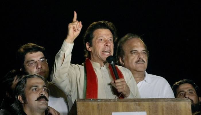 Standing against mafia, not politicians: Imran