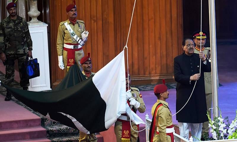 President, PM hoist national flag to mark Independence Day celebrations