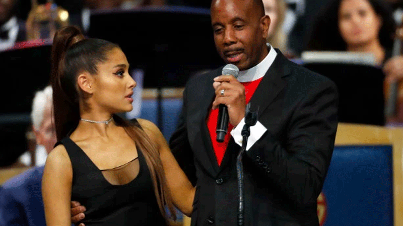 Bishop apologises for groping Ariana Grande