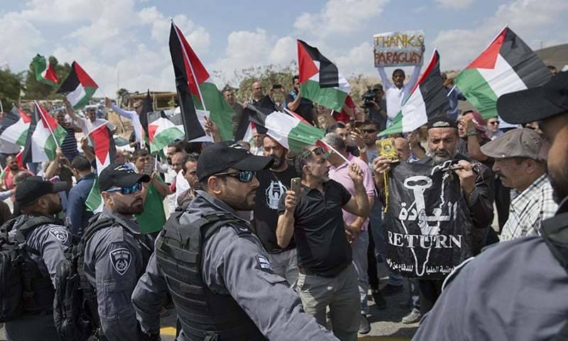 Palestinian teen killed by Israeli fire at Gaza border rally
