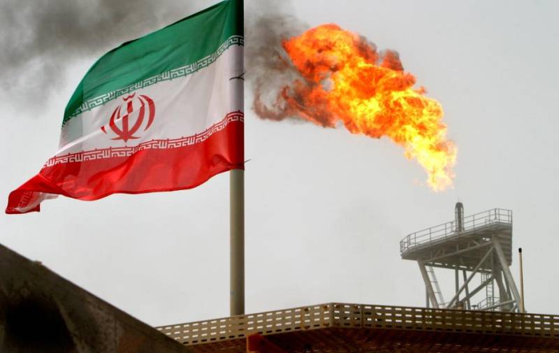 Saudi Arabia, Russia taken oil market 'hostage': Iran